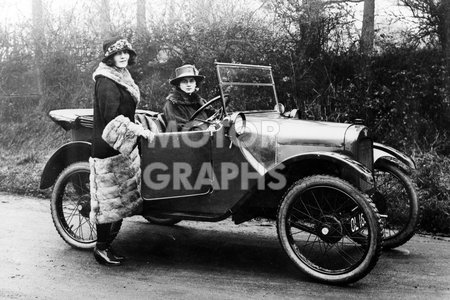 Irene and Zita Austin 1922