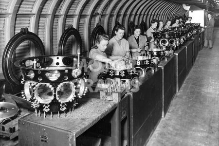 Longbridge factory Austin circa 1942