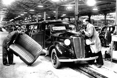 Cowley factory Morris Motors 1946