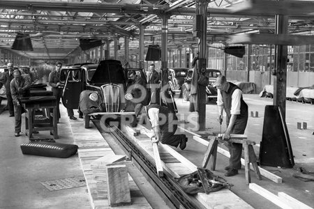 Cowley factory Morris Motors 1946