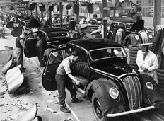 Cowley Factory Morris Motors 1945