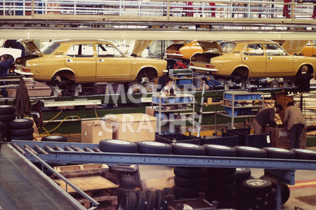 Cowley factory British Leyland 1971