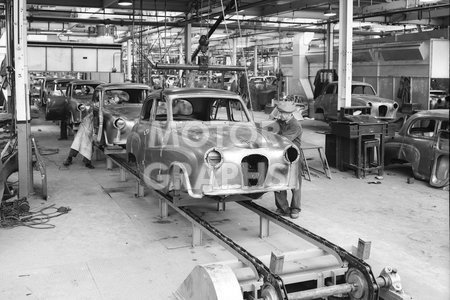 Longbridge factory Austin 1951