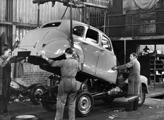 Longbridge factory Austin 1948