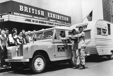 Land Rover and caravan in New York 1960