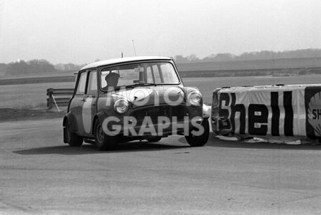 Mini Cooper S 1969 Irish Rally at Thruxton