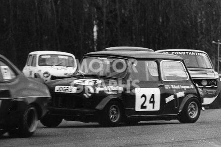 Leyland National Mini Championship 1977 at Castle Combe