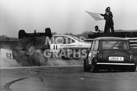 Leyland National Mini Championship 1977 at Castle Combe