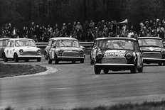 Leyland National Mini Championship 1977 at Castle Combe