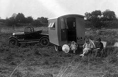 Morris Bullnose coupe 1924 and caravan