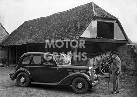 Morris Fourteen saloon 1937