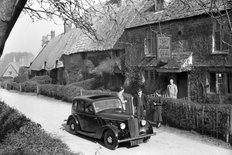 Morris Fourteen saloon 1938