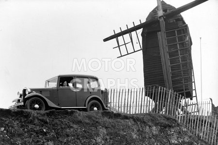 Standard small saloon 1930s