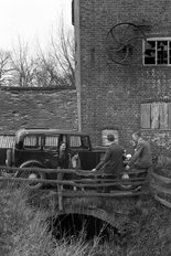 Standard saloon 1930s