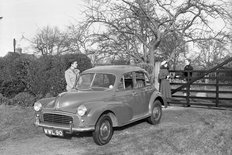 Morris Minor Series 2 1954