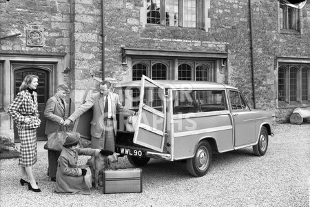 Morris Oxford Traveller 1954