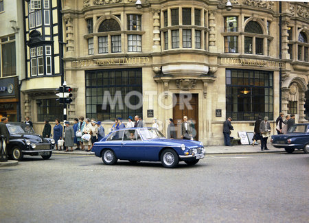 MGB GT 1965