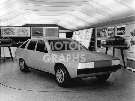 Rover SD1 clay mock up 1971