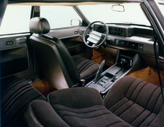 Rover SD1 1977