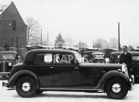 Rover 16 Sports saloon (P3) 1947