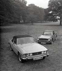 Triumph Stag and TR6 1974