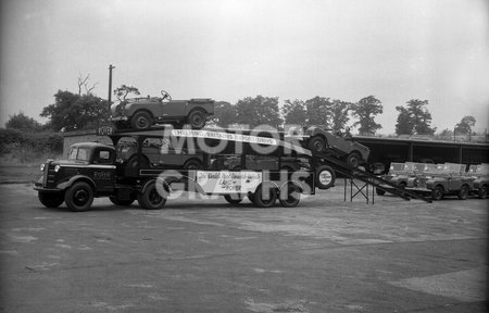 Land Rover Carrier Austin K4 loading Land Rovers 1949