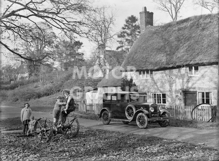 Wolseley Saloon 1928