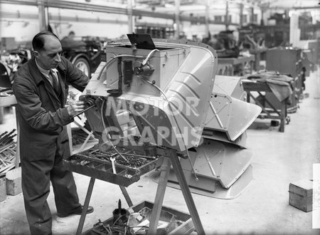 MG TC Midget Production 1946