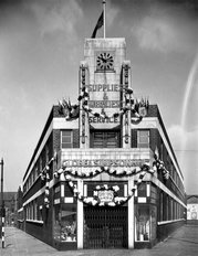 Lucas Coronation Decorations 1953(3)