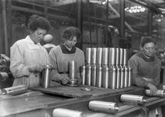 Munitions Women WWI